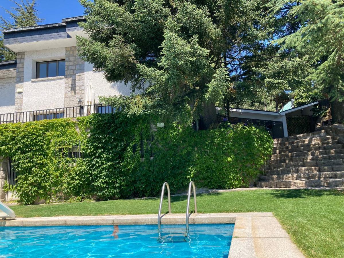 Vila Los Cedros, Gran Chalet Con Piscina Y Apartamento En Navacerrada Exteriér fotografie