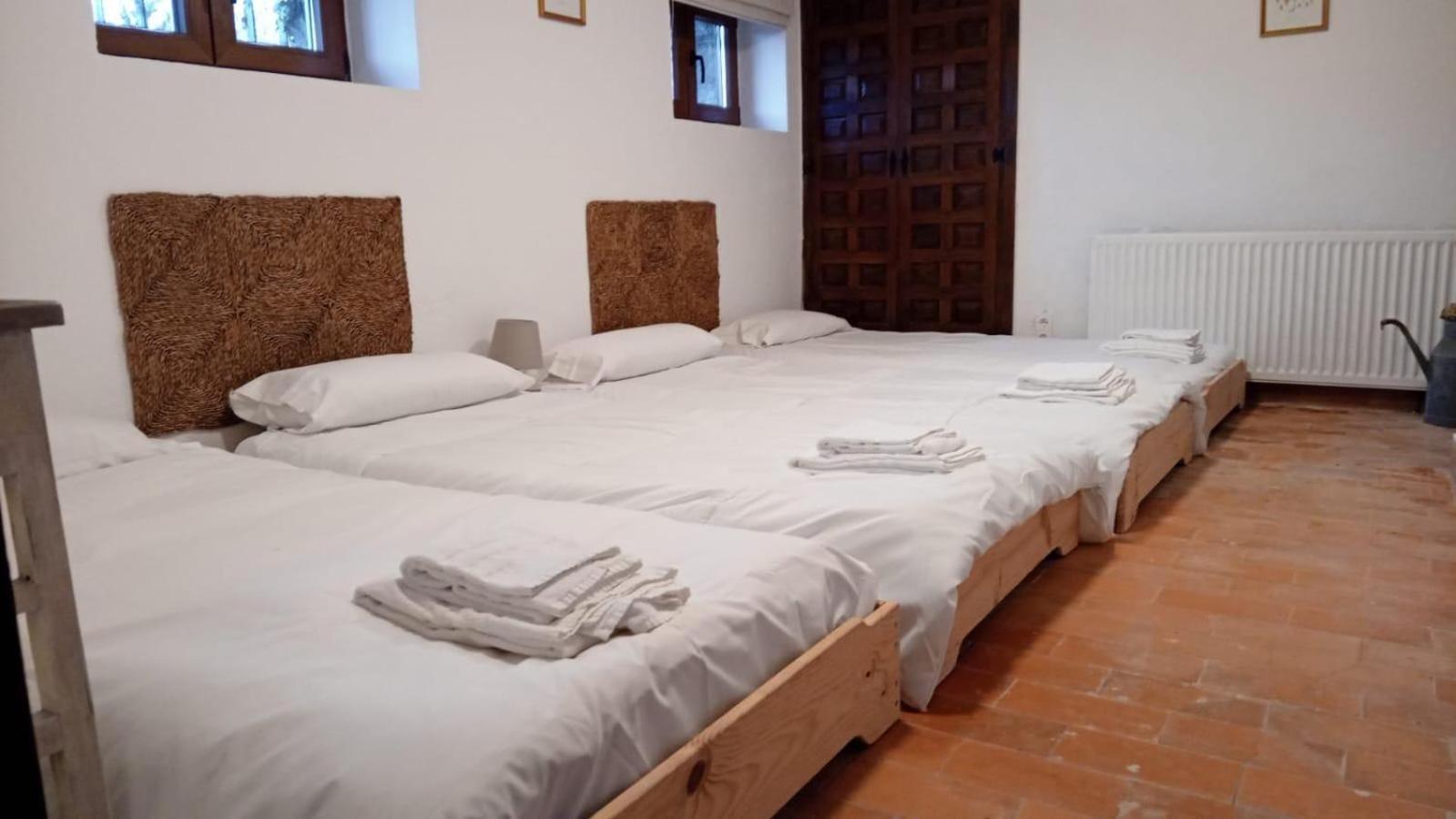 Los Cedros, Gran Chalet Con Piscina Y Apartamento En Navacerrada Exteriér fotografie