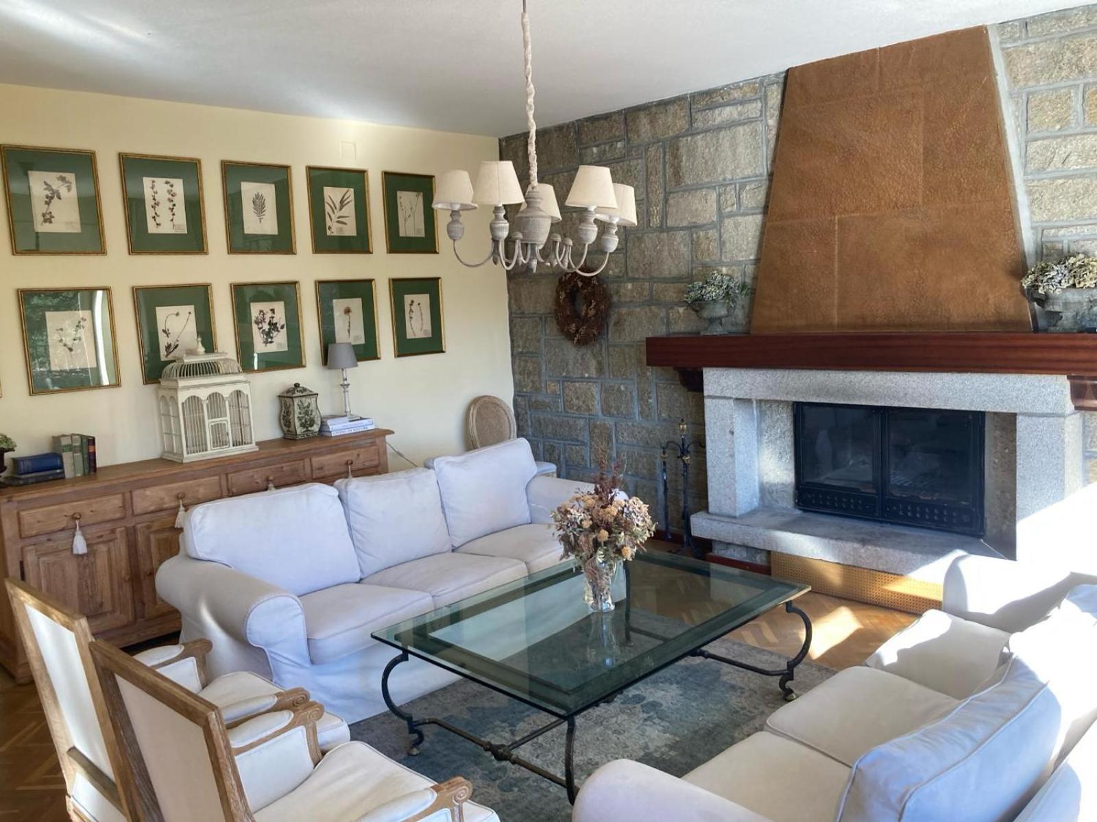 Los Cedros, Gran Chalet Con Piscina Y Apartamento En Navacerrada Exteriér fotografie